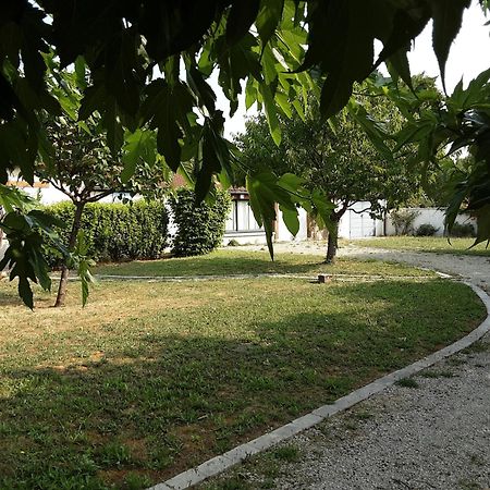 Villa Les Annexes Verdun-sur-le-Doubs Esterno foto