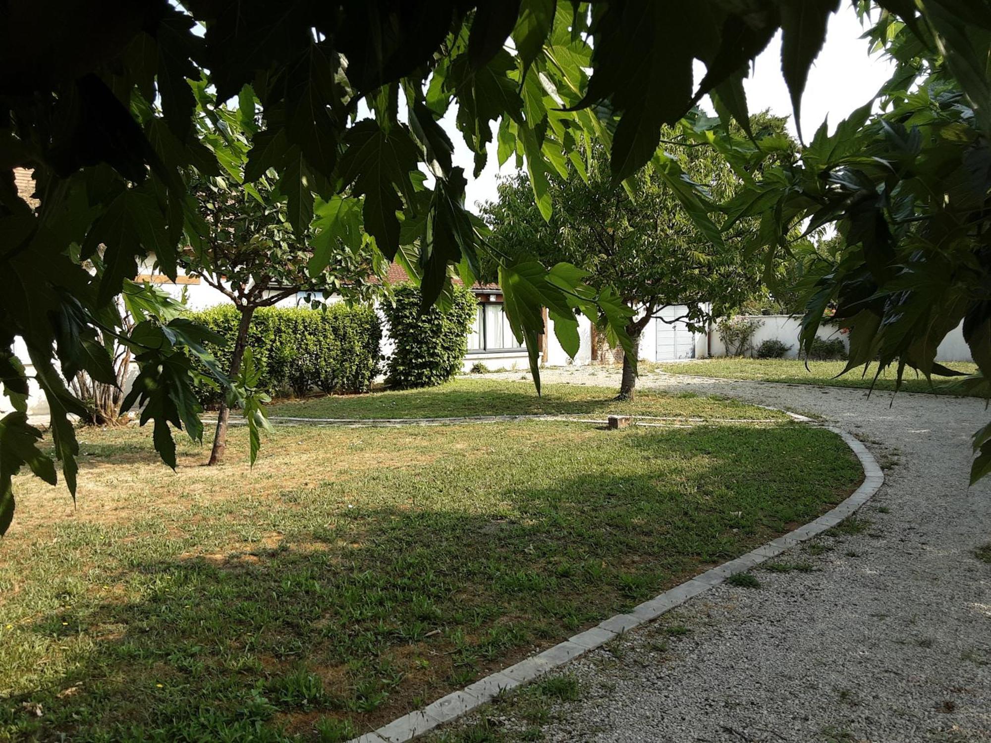 Villa Les Annexes Verdun-sur-le-Doubs Esterno foto